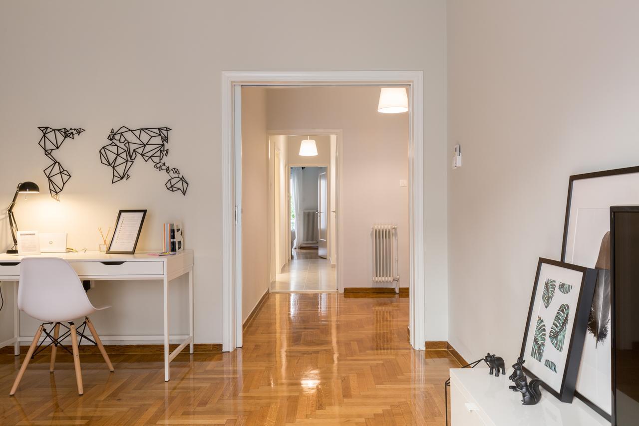 Sleek Flat In Central Syntagma By Upstreet Atenas Exterior foto